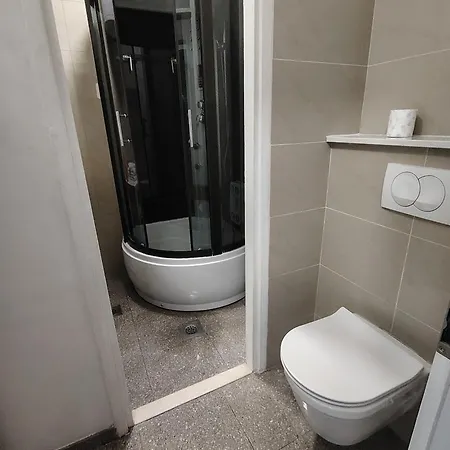 Apartment Old Varos 1